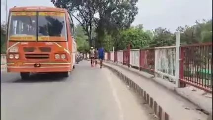 तिलहर: निगोही के 3 युवकों ने 35 किलोमीटर की दूरी 3 घंटे में दौड़कर तय की, उसके बाद खाटू श्याम मंदिर के दर्शन किए
