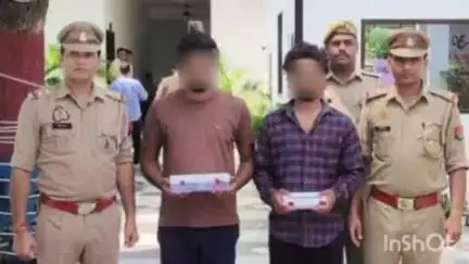 आगरा: जसवंत की छतरी के पास से अवैध असलहा के साथ सोशल मीडिया पर वीडियो पोस्ट करने वाले 2 अभियुक्तों को दबोचा गया