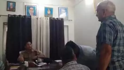अमृतपुर: अमृतपुर थाने में समाधान दिवस का आयोजन हुआ, क्षेत्राधिकार ने की अध्यक्षता और फरियादियों की समस्याएं सुनी गईं