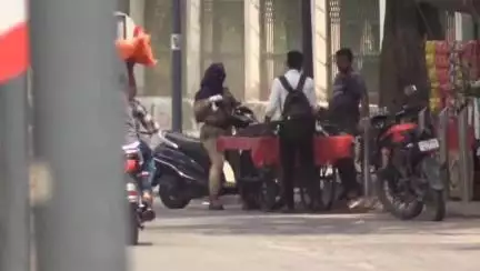 कोल: भीषण गर्मी से बेहाल अलीगढ़, मानसून की राह देख रहे लोग, खेतों में पड़ी दरारें और पानी की बढ़ी समस्या