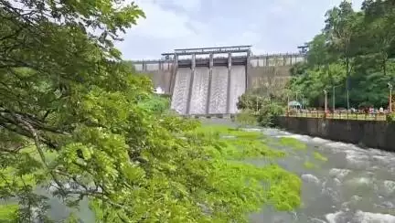 തൃശൂർ: ജലനിരപ്പ് ക്രമീകരിക്കുന്നതിനായി പീച്ചി ഡാമിന്റെ ഷട്ടറുകൾ തുറന്നു, ജാഗ്രതാ നിർദ്ദേശം