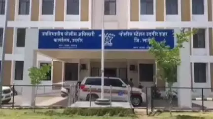 उदगीर: हवगिस्वामी चौकात जुगार अड्ड्यावर पोलिसांचा छापा,एकावर गुन्हा दाखल