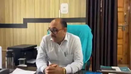 जोगिंदर नगर: बरसात के मौसम में नदी-नालों व खड्डों से दूर रहने की सलाह दी एसडीएम जोगिन्दरनगर मनीश चौधरी ने