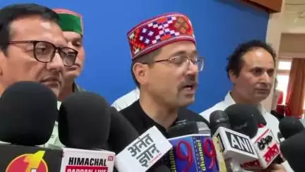 कुल्लू: बाढ़ में भारी मात्रा में आई लकड़ियों की हो जांच, प्रदेश में वन माफिया की आशंका: विधायक सुरेंद्र शौरी