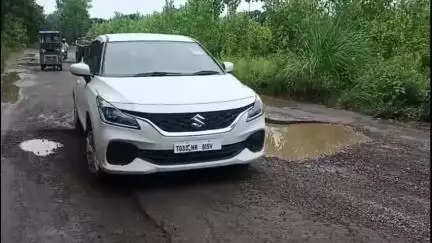 सहारनपुर: चिलकाना गंदेवड मार्ग पर टूटी हुई सड़क बनी क्षेत्र वासियों के लिए मुसीबत आए दिन होते हैं एक्सीडेंट #jansamasya