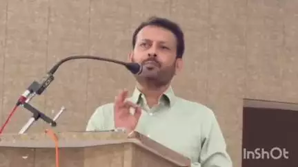 जळगाव जामोद: विद्यार्थ्यांनी ज्यावयात जे करायला पाहिजे नाही ते केले तर जीवनाची दिशा बदलते सांस्कृतिकभवन येथे आ डॉसंजय कुटेचे वक्तव्य