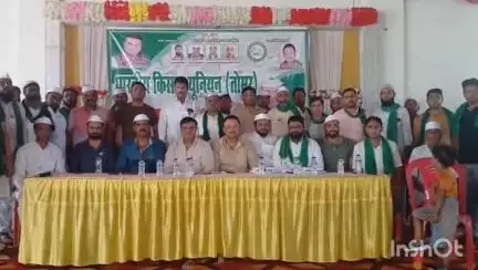 धामपुर: नहटौर के झालू मार्ग स्थित एक बैंकट हॉल में भाकियू तोमर की पंचायत में 2 जुलाई को धरना-प्रदर्शन की रणनीति बनाई गई