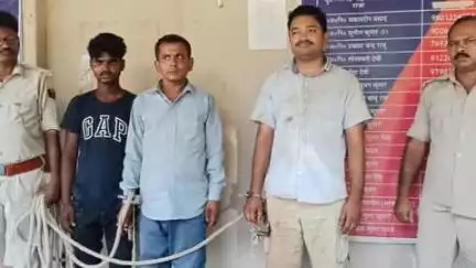 मधुबनी: आर.के. कॉलेज रोड से एक और स्टेशन रोड से दो शराबी गिरफ्तार, नशे में कर रहे थे हंगामा