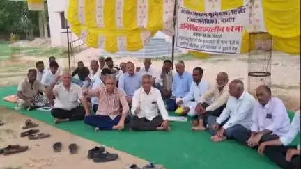 नागौर: नागौर में 11 दिन से चल रहा धरना, सुनवाई नहीं होने से किसानों में बढ़ा गुस्सा, सरकार पर लगाया आरोप