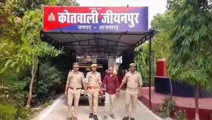 मेहनगर: जीयनपुर थाना की पुलिस टीम ने चोरी के मामले में वांछित आरोपी को किया गिरफ्तार, चोरी की बाइक बरामद, पुलिस ने भेजा जेल