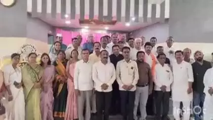 रायगड फंक्शन हॉल येथे मराठा सेवा संघाची बैठक संपन्न