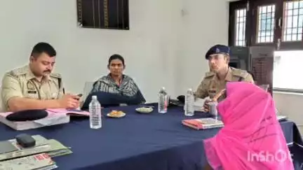 बांदा: थाना कोतवाली देहात पर आयोजित थाना समाधान दिवस में DM व SP ने सुनी लोगों की शिकायतें, SP ने थाने का किया निरीक्षण