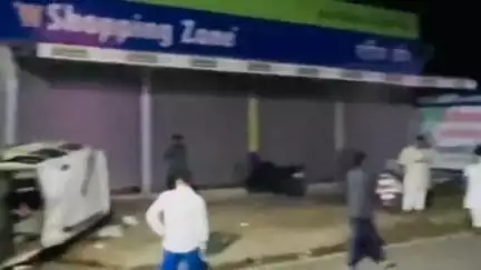 छिंदवाड़ा नगर: ऑन-रोड स्कॉर्पियो का स्टेयरिंग लॉक होने से वाहन पलटा, एक घायल, दो बचे; घायल ज़िला अस्पताल में भर्ती