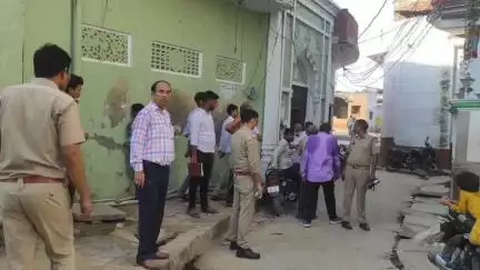 बांगरमऊ: बांगरमऊ में विद्युत विभाग की छापेमारी से मचा हड़काम, पांच उपभोक्ताओं को विद्युत चोरी करते पकड़ा गया
