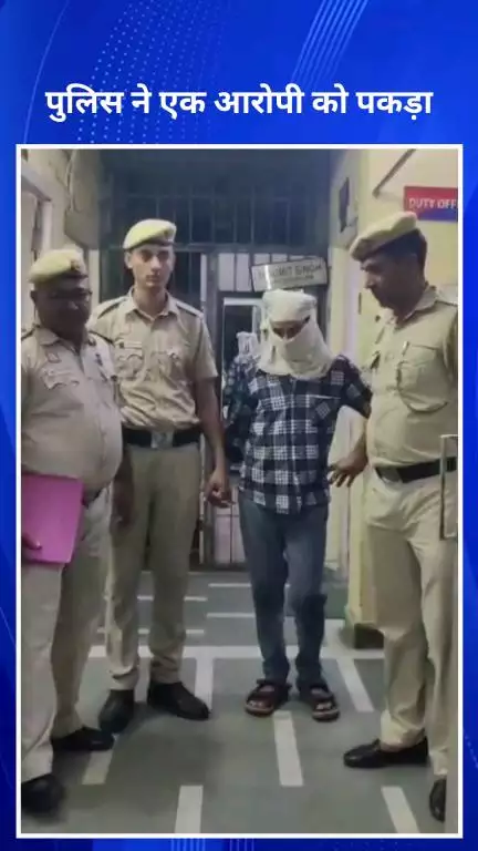 सिविल लाइन्स: देशबंधु गुप्ता रोड थाना पुलिस ने एक शातिर चोर को गिरफ्तार किया