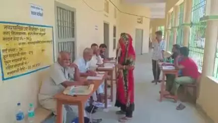 मधुबनी: नगर निगम वार्ड-34 के वार्ड पार्षद का उप चुनाव शांतिपूर्ण माहौल में संपन्न
