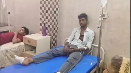 नीमच नगर: अल्कलाइट कॉलोनी में 11 केवी लाइन की चपेट में आने से दो युवक झुलसे, अस्पताल में भर्ती