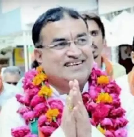 अलीराजपुर: भाजपा जिला अध्यक्ष संतोष परवाल ने 'मन की बात' कार्यक्रम के लिए ज़िले में मंडल प्रभारी नियुक्त किए