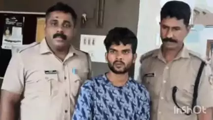 കോട്ടയം: ട്രെയിനിൽ നിന്ന് മൊബൈൽ ഫോൺ മോഷ്ടിച്ച അസം സ്വദേശി കോട്ടയം റെയിൽവേ സ്റ്റേഷനിൽ അറസ്റ്റിൽ