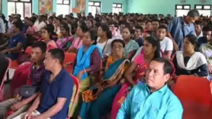 উদয়পুর: অনিয়মিত পাম্প অপারেটরদের গুরুত্বপূর্ণ বৈঠক অনুষ্ঠিত হয়ে বাগমা কমিউনিটি হলে উপস্থিত ছিলেন দুজন বিধায়ক