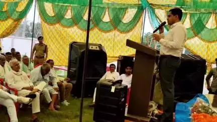 हांसी: हांसी के बास में पुलिस-पब्लिक संवाद कार्यक्रम: एसपी ने सुनी ग्रामीणों की समस्याएं