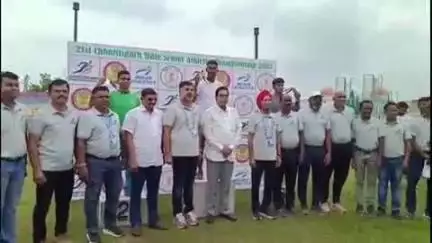 नारायणपुर: विजय उसेंडी ने राज्य स्तरीय एथलेटिक्स में 10000 मीटर दौड़ में रजत पदक जीतकर जिले का नाम रोशन किया