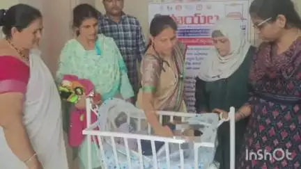 కరీంనగర్: మాతా శిశు ఆసుపత్రి ఊయలలో 15 నెలల శిశువు ను గుర్తుతెలియని వ్యక్తులు విడిచిపెట్టారు