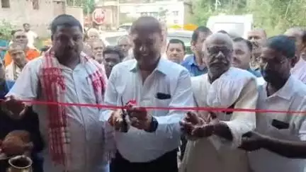 रहुई: हवनपुरा में ₹11 लाख की लागत से बने नव निर्मित समुदाय भवन का मंत्री सह विधायक ने किया उद्घाटन