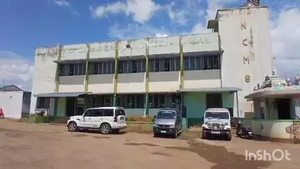 மேட்டுப்பாளையம்: நீலகிரியின் முதல் எம்எல்சி மற்றும் கூட்டுறவு சங்கத்தை உருவாக்கிய ஆரி கவுடர் நினைவு தினம் மேட்டுப்பாளையத்தில் கூட்டுறவு சங்கத்தில் அனுசரிப்பு