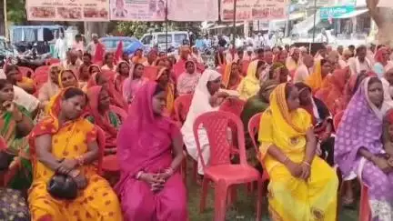 नौतन: भाकपा के 25वें जिला सम्मेलन में महंगाई, बेरोजगारी और भ्रष्टाचार पर चर्चा, नौतन से हुआ आगाज