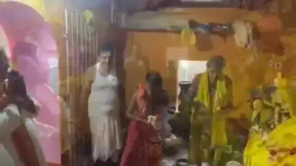 রামনগর ২: ডেমুরিয়া গ্রামের প্রায় সাড়ে তিনশ বছরের প্রাচীন জগন্নাথ মন্দির দর্শন করলেন মেদিনীপুরের প্রাক্তন সাংসদ দিলীপ ঘোষ