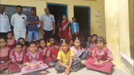 जालना: रामनगर साखर कारखाना येथील आनंदनगर चार वर्गासाठी केवळ एकच शिक्षक; विद्यार्थ्यांचे शैक्षणिक नुकसान; शिक्षकाची मागणी