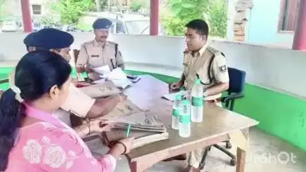 हरलाखी: बेनीपट्टी एसडीपीओ अमित कुमार ने किया हरलाखी थाना का निरीक्षण