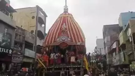 ଜୟପୁର: କଡା ସରୁକ୍ଷା ବଳୟରେ ଜୟପୁରରେ ପାରମ୍ପରିକ ରୀତିନୀତି ଅନୁଯାୟୀ ରାଜାନହରରୁ ରଥ ଟଣା ଆରମ୍ଭ