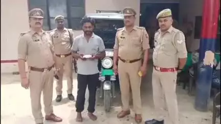 शामली: रामसागर निवासी राजेंद्र हत्याकांड का पुलिस ने किया खुलासा, शराब पिलाकर हत्या करने वाला आरोपी ई-रिक्शा चालक हुआ गिरफ्तार