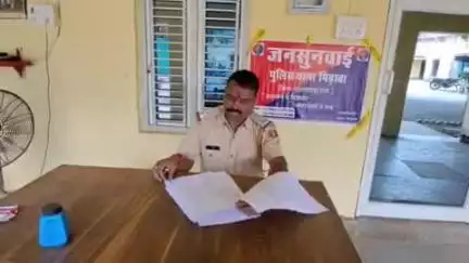पिड़ावा: पिड़ावा थाना पुलिस ने जमीनी विवाद को लेकर आपस में झगड़ा कर रहे 2 लोगों को किया गिरफ्तार