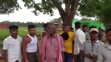 प्रखंड के कई गांवों का दौरा करने के बाद ऑल इंडिया फॉरवर्ड ब्लॉक नेता ने मुख्यालय में दी प्रतिक्रिया