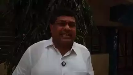 ಚಿತ್ರದುರ್ಗ: ನಗರದಲ್ಲಿ ಮಾಜಿ ಸಚಿವ ರೇಣುಕಾಚಾರ್ಯ ವಿರುದ್ಧ ಬಿಜೆಪಿ ಎಂಎಲ್‌ಸಿ ಕೆ.ಎಸ್ ನವೀನ್ ಕಿಡಿ