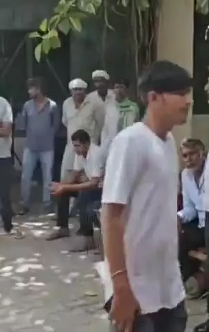 बाड़मेर: नींबला गांव में खेत से घर लौट रहे LDC को बिना नंबरी बाइक सवार ने टक्कर मारी, हुई मौत