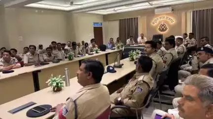 राजगढ़: जिला पुलिस कंट्रोल रूम में साइबर अपराधों को लेकर पुलिस अधिकारियों व कर्मचारियों को दिया गया प्रशिक्षण
