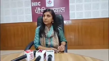 पौड़ी: राजकीय कार्यों में लापरवाही के मामले में नायब नाजिर को किया गया निलंबित, जिलाधिकारी ने विभागीय जांच के दिए आदेश