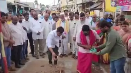 ಲಕ್ಷ್ಮೇಶ್ವರ: ಕಾಮಗಾರಿ ಗುಣಮಟ್ಟದಿಂದ ಕೂಡಿರಲಿ: ಪಟ್ಟಣದಲ್ಲಿ ಶಾಸಕ ಡಾ. ಚಂದ್ರು ಲಮಾಣಿ ಖಡಕ್ ಸೂಚನೆ
