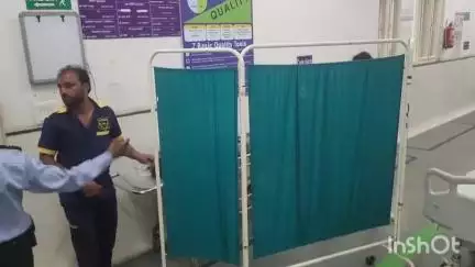 विदिशा नगर: ग्राम खरी के समीप तेज़ रफ़्तार कार ने बुजुर्ग को मारी टक्कर, जिला अस्पताल में डॉक्टर ने किया मृत घोषित