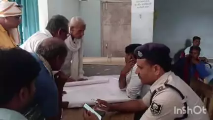 पीरो: पीरो में जनता दरबार का आयोजन, भूमि विवाद के मामलों पर हुई सुनवाई