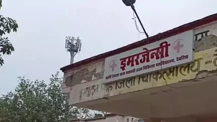 रुद्रपुर: लक्ष्मीपुर के पास सड़क हादसे में एक व्यक्ति गंभीर रूप से घायल, प्राथमिक उपचार के बाद जिला अस्पताल किया गया रेफर