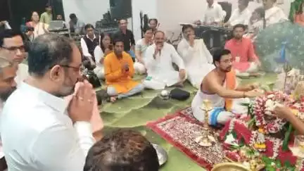 वर्धा: खासदार अमर काळे यांनी सोमनाथ ज्योतिर्लिंगाची रुद्र पूजा व दर्शन उत्सवात लावली हजेरी:सोमनाथ ज्योतिर्लिंगाचे घेतले दर्शन