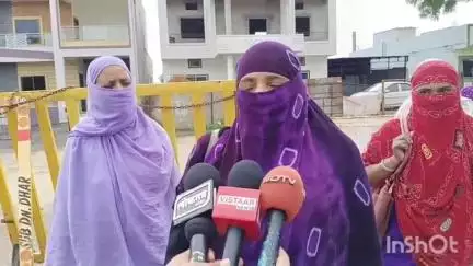 धार: धरमपुरी में CHO पर आशा कार्यकर्ताओं से अभद्र भाषा इस्तेमाल करने का आरोप, कार्यकर्ता साबिरा ने दी जानकारी