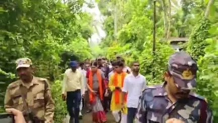 ক্যানিং ১: ধর্ষণ করে পার পাবেনা দুষ্কৃতীরা, ক্যানিং এর শক্তি পল্লীতে হুংকার বিজেপি নেত্রী অগ্নিমিত্রা পালের