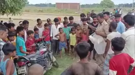 जमुनहा: साईं पुरवा के पास बाग में मिला अधेड़ का शव, पीएम के लिए शव भेजकर कार्रवाई में जुटी पुलिस