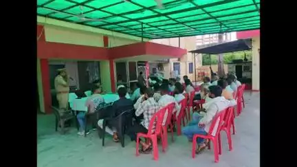 अमरोहा: अमरोहा देहात थाने में मोहर्रम और कावड़ यात्रा को लेकर हुई अमन कमेटी की बैठक